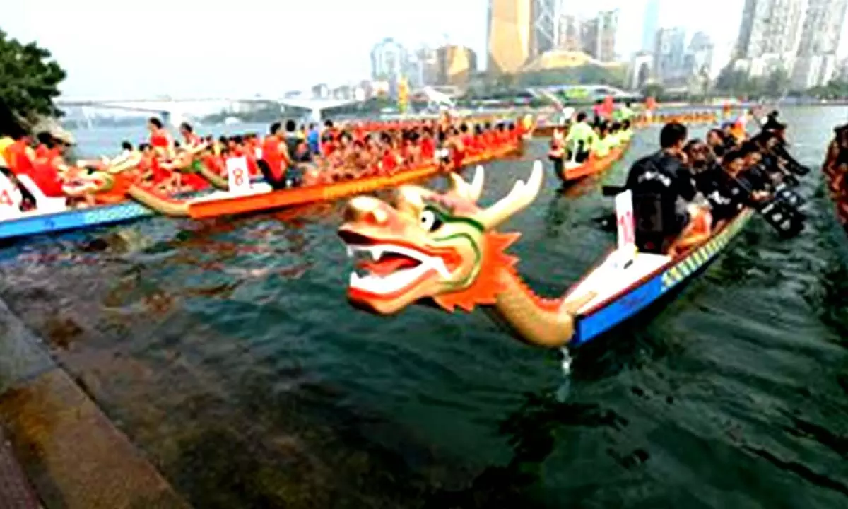Three dead after dragon boat capsizes in China