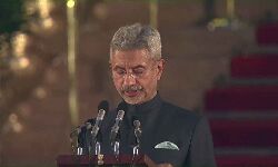 Subrahmanyam Jaishankar takes oath as Union Cabinet Minister Subrahmanyam Jaishankar takes oath as Union Cabinet Minister