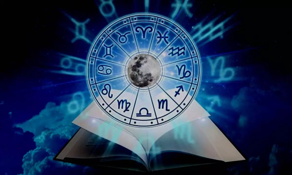 Build a career in astrology
