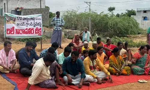 Colonists who took relay hunger strike for the betterment of colony