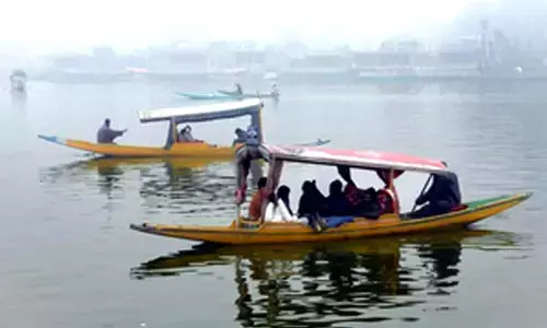 Two arrested for offensive behaviour during boat ride in Dal Lake