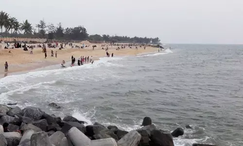 Beach Visit Turns Fatal for Four Tourists Woman from Andhra Pradesh Succumbs