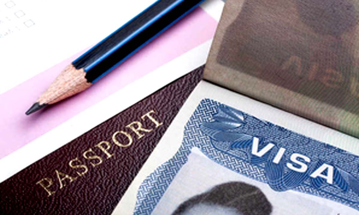 Vadodara couple duped of Rs 15 lakh in fake visa letter scam