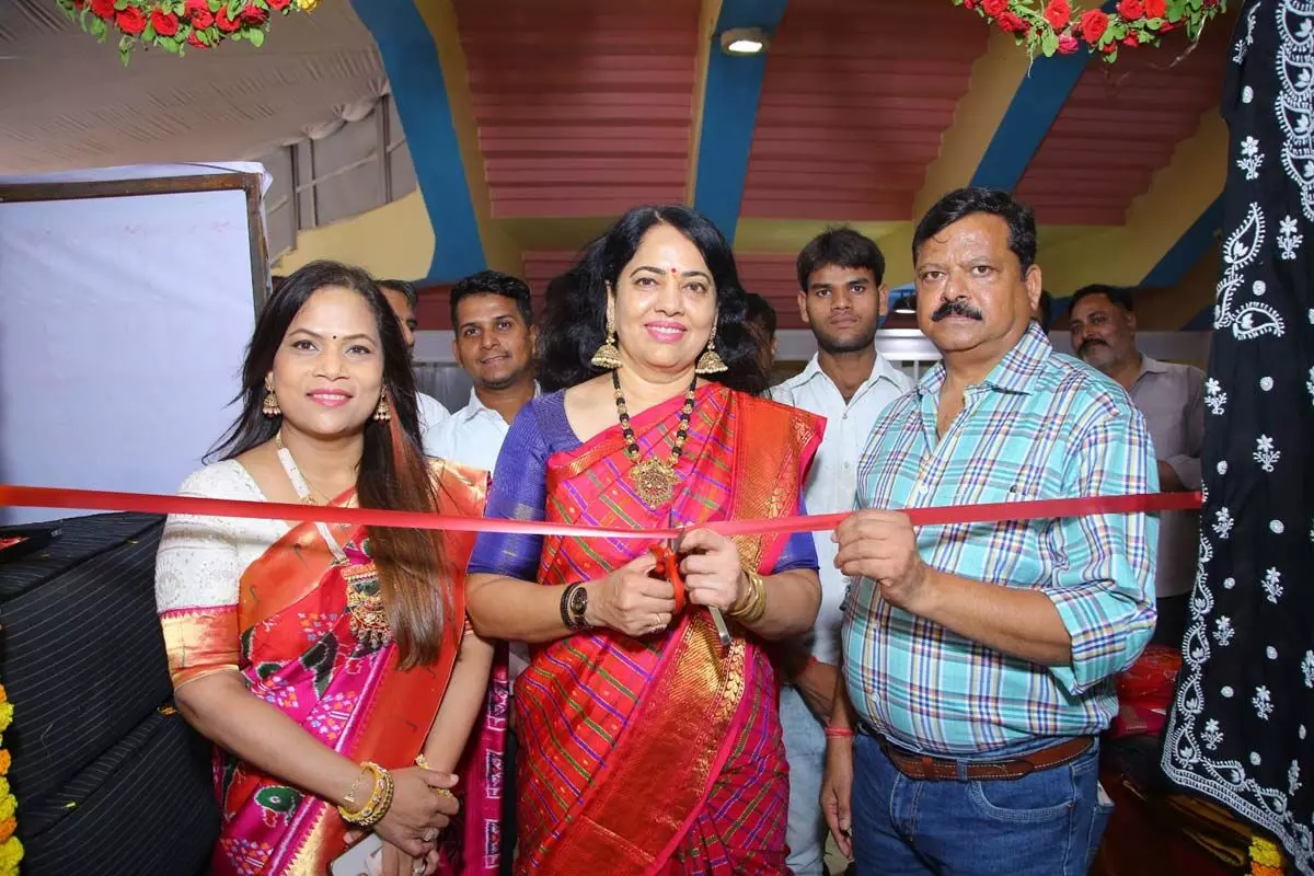Padma Shri Awardee Dr Padmaja Reddy Inaugurates National Silk Expo