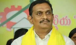 Vijayawada MP Kesineni Chinni was stuck in traffic. Police had to escort him to venue in their vehicle