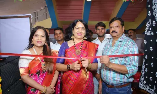 Padma Shri Awardee Dr Padmaja Reddy Inaugurates National Silk Expo