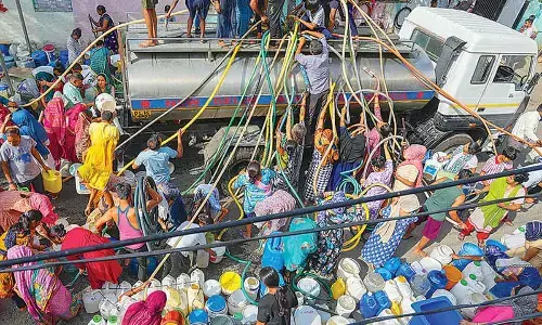 Tanker mafia running on Har side of Yamuna river