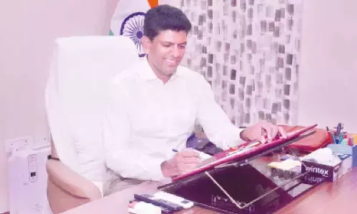 Pemmasani assumes office, vows to serve with dedication