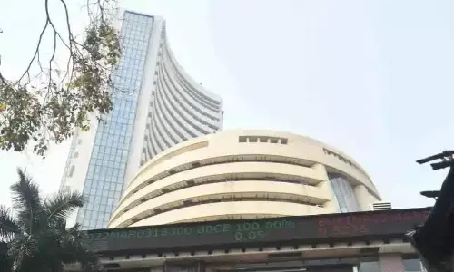 Key indices at fresh record highs as inflation cools off