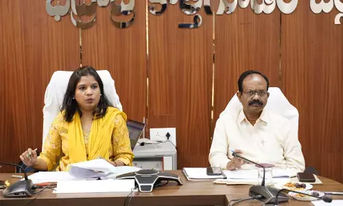 Dharani pending applications should be resolved within a week: CCL Naveen Mittal