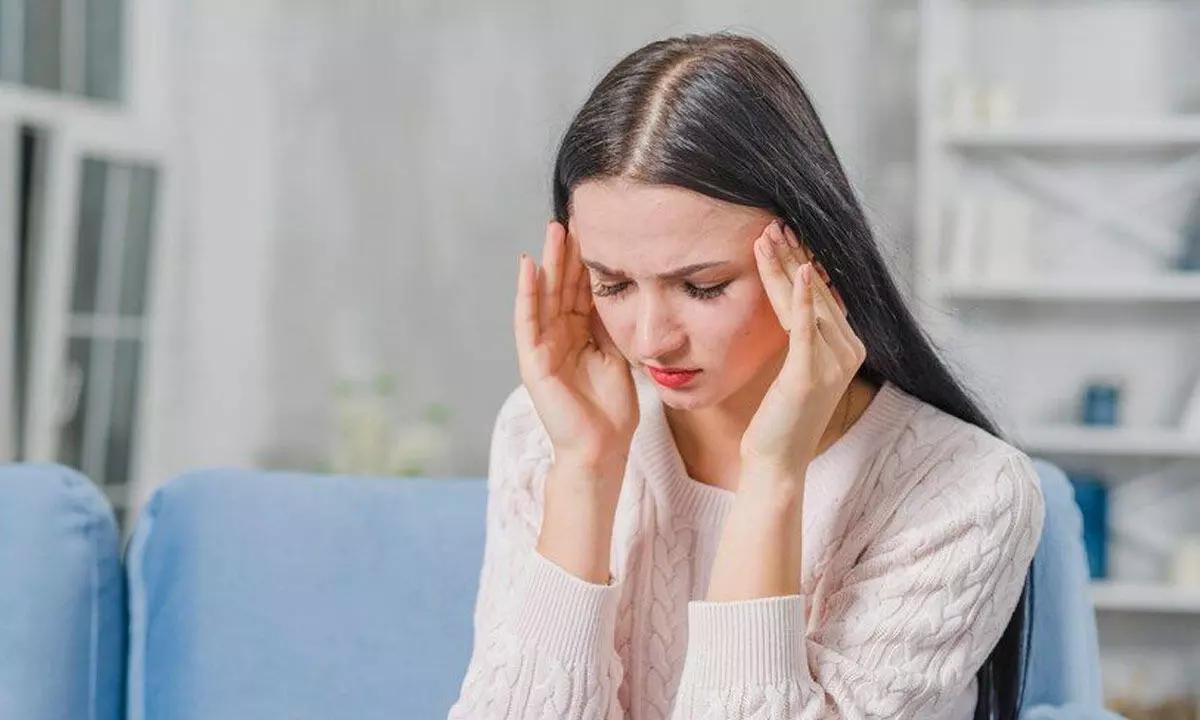 Researchers link hot weather with increased headaches for people with migraines