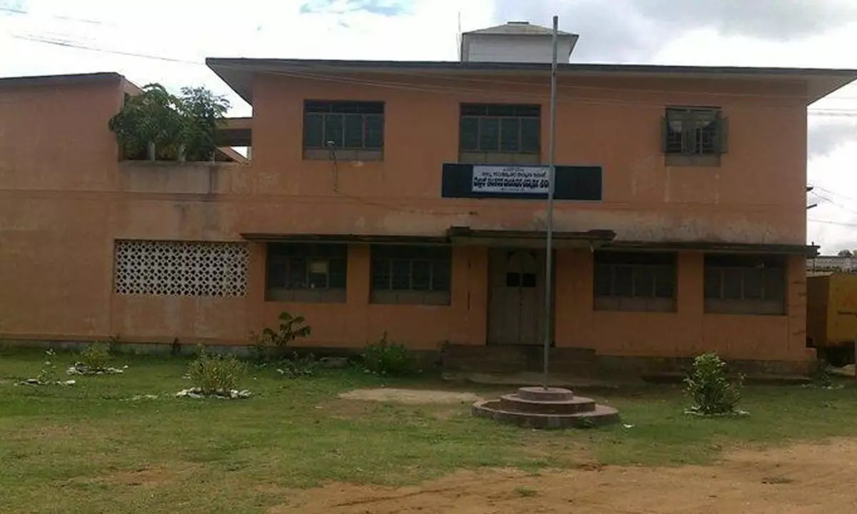 Morarji school principal, 7 others suspended