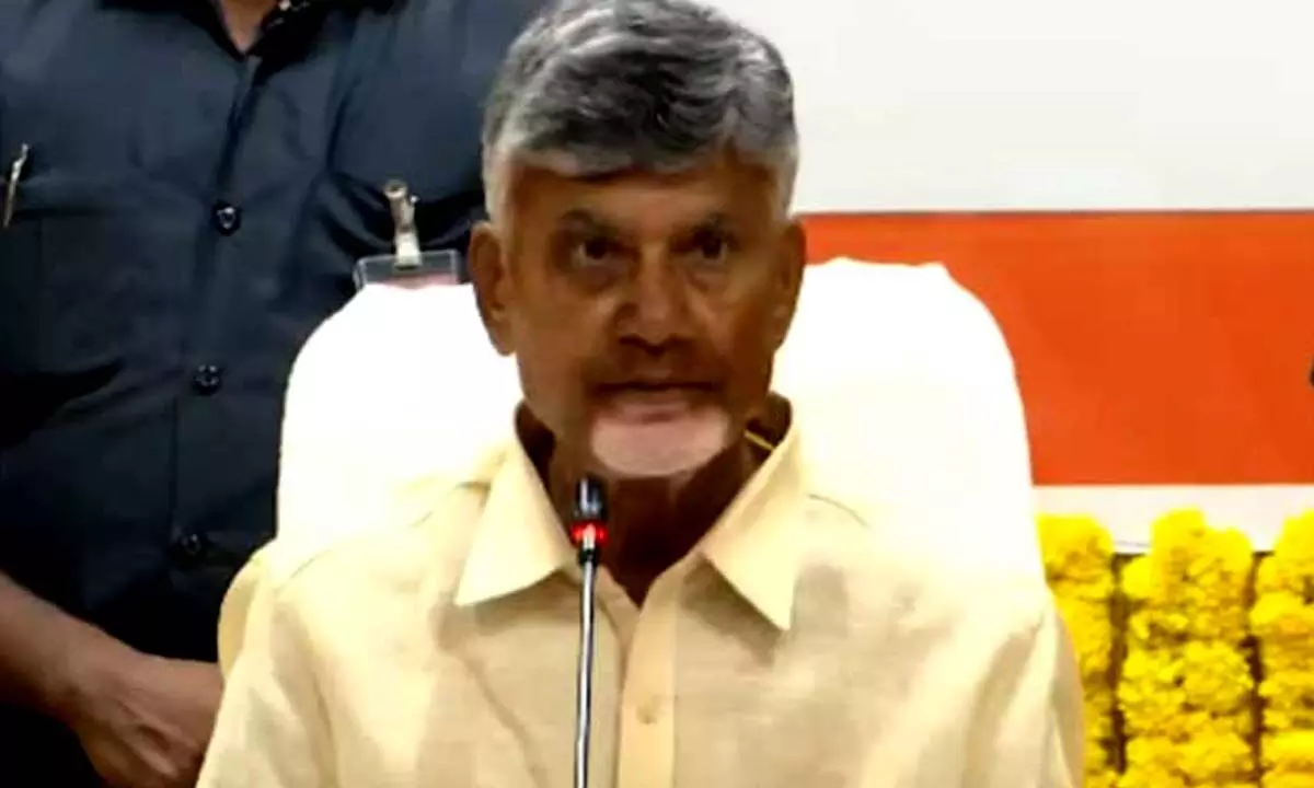 Chandrababu inspects Polavaram project, express concern over status of the project