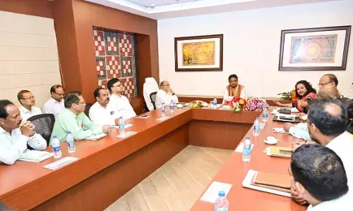 Complete irrigation projects on time, Majhi tells officers