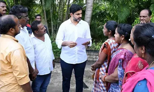 Lokesh’s ‘Praja Darbar’ gets huge response