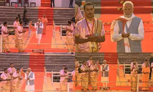 PM Modi attends Ganga Aarti, offers prayers at Kashi Vishwanath temple