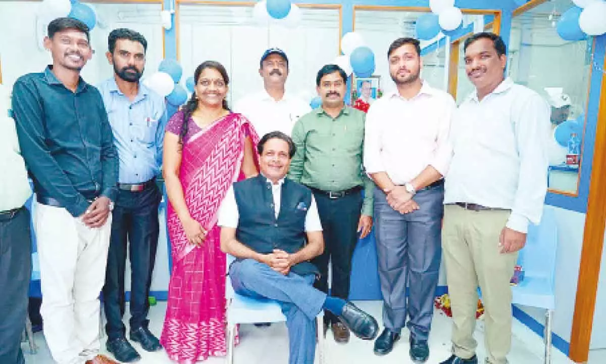 Hyderabad: Muthoot Exim unveils 2nd gold point centre in city