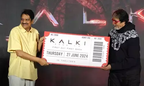 Amitabh Bachchan Purchases First ‘Kalki 2898 AD’ Ticket, Gifts It to Kamal Haasan
