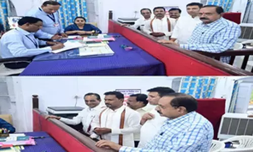 Madhya Pradesh: Cong candidate for Amarwara bypoll Dheeransha Invati files nomination