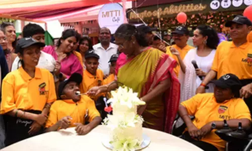 President Murmu turns 66, celebrates birthday with MITTI cafes staff