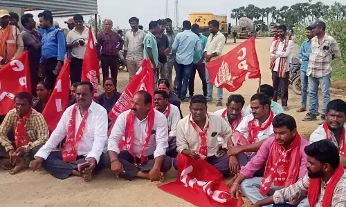 Dismissal of women workers in Sitarama Project Company without any information