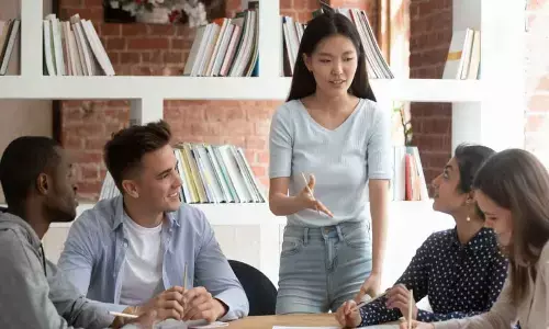 Cultivating leadership mindset among students