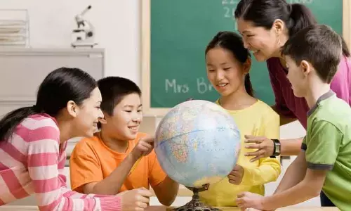 Fostering critical thinking & communication skills in students