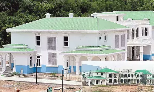 GVMC issues notices to YSRCP offices for violating norms