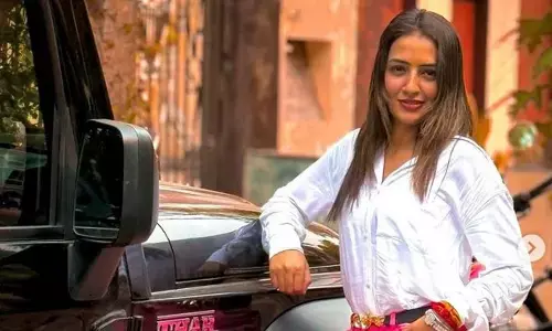 ‘Vada pav girl’ Chandrika Dixit reacts to being called attention-seeker