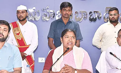 Officials told to maintain time-discipline