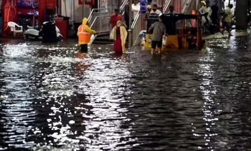 Heavy rain occurred in Hyderabad, low lying areas flooded