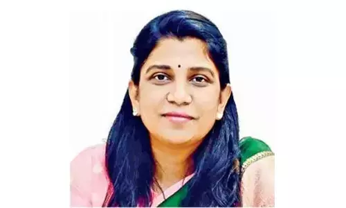 Prasanthi replaces Madhavi Latha as EG collector