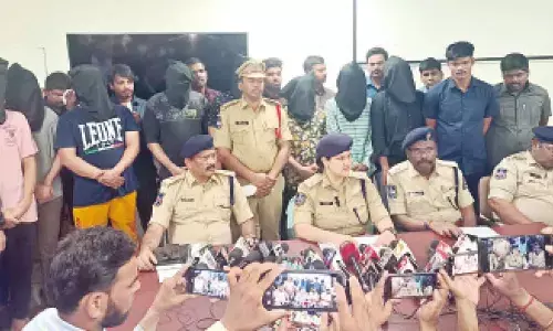 12 held in Old City murder case at Shahalibanda