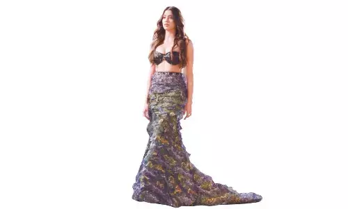 Janhvi walks for Rahul Mishra in Paris; ‘there was meditative Zen-like vibration in the room’