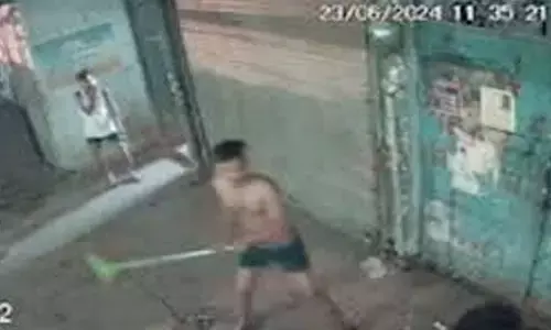 Staffers Attacked At Closed Liquor Shop In Kanpur