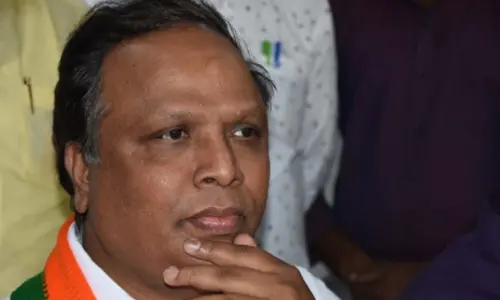 BJP seeks probe into previous Maha govts conspiracy with builders