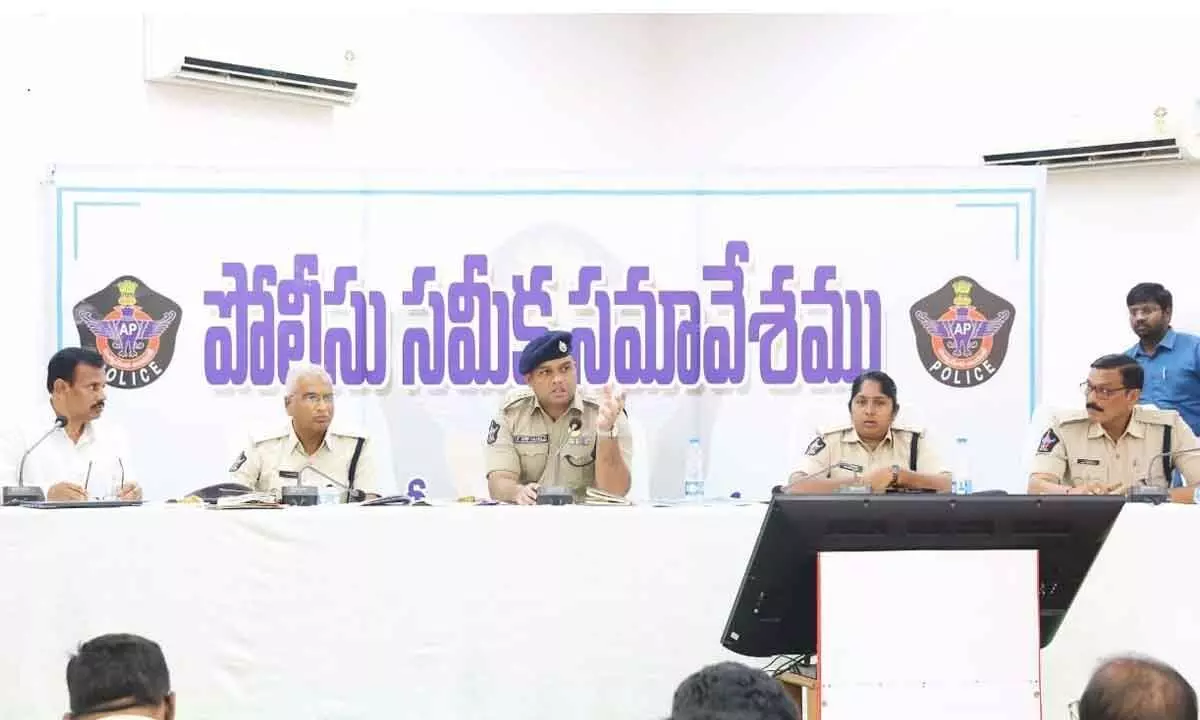 SP K Arief Hafeez addressing a district-level crime meeting at Umeshchandra Conference hall in Nellore on Thursday