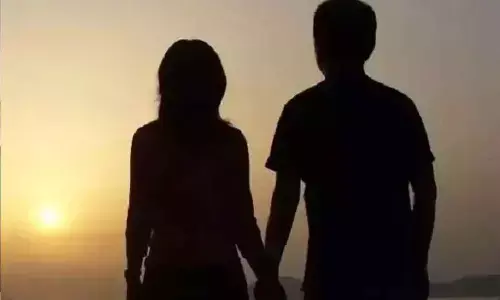 Pathikonda: Teacher elopes with minor student