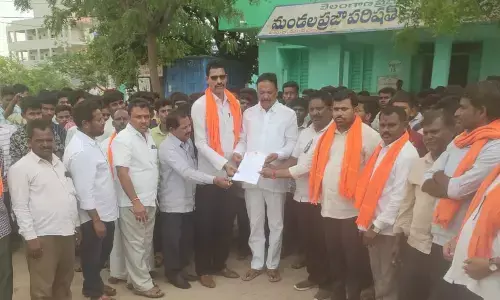 BJP leaders demand govt degree college and the proper implementation of RTE