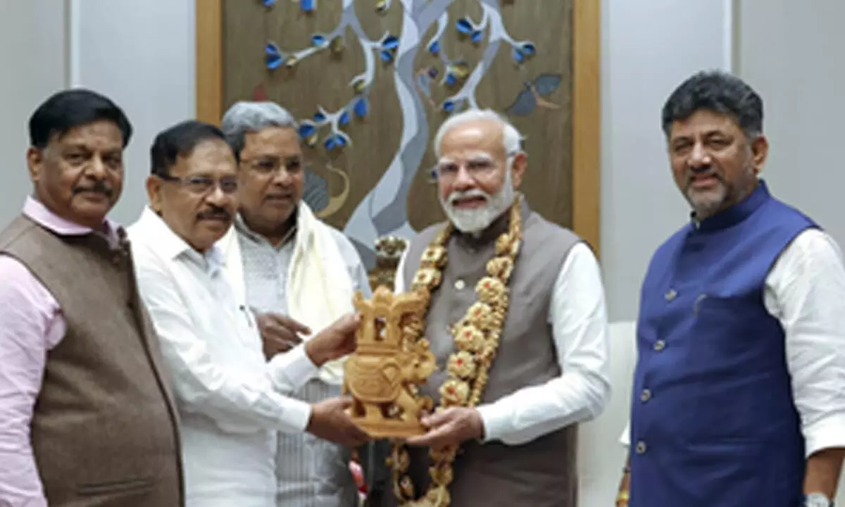 Siddaramaiah meets PM Modi, seeks special attention for Karnataka in upcoming Budget