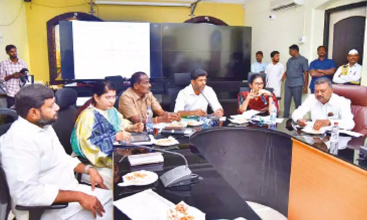 Union Minister Dr Pemmasani Chandra Sekhar addressing a meeting in Guntur on Sunday. Collector S Nagalakshmi, joint collector G Rajakumari, MLAs Tenali Sravan Kumar, B Ramanjaneyulu and Md Naseer Ahmed are also seen