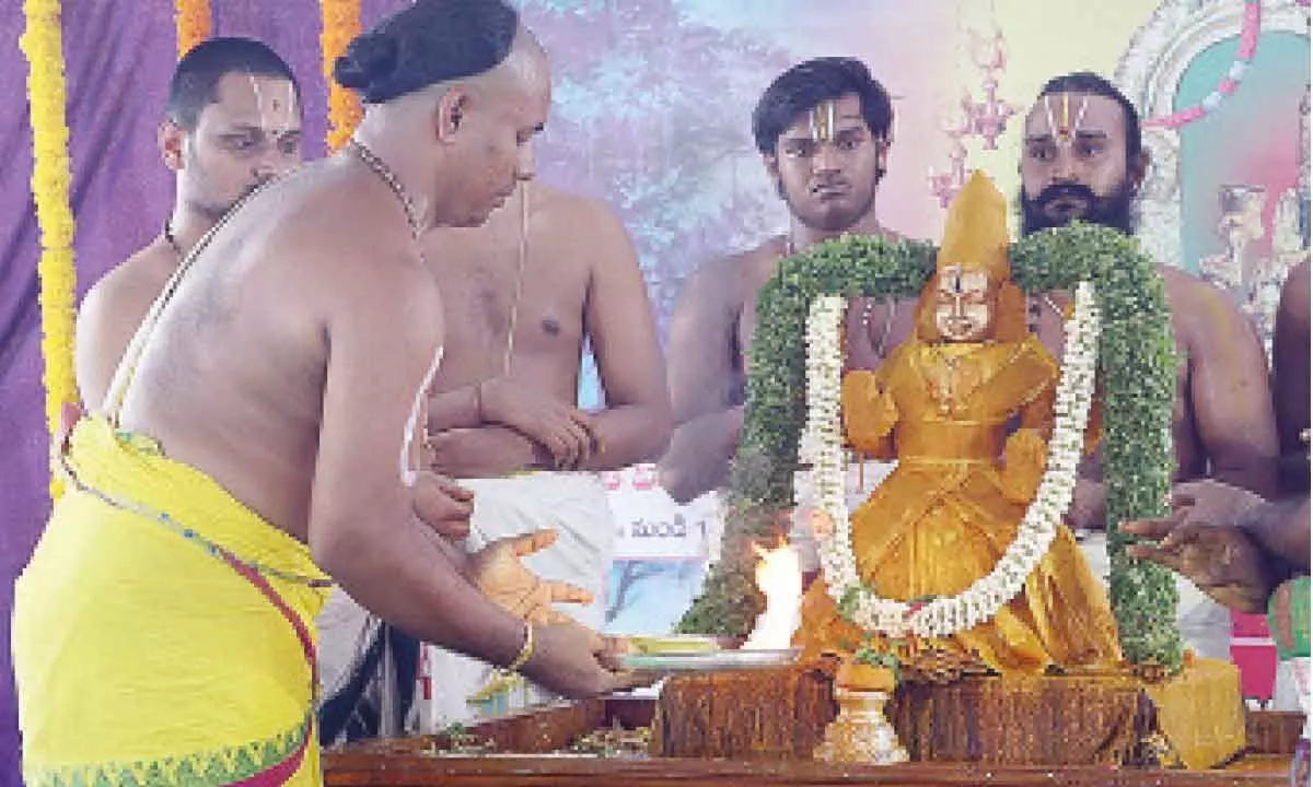 Vakulamata temple anniversary held in grand manner