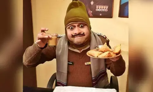 Kachoris and aloo tikki top Yogesh Tripathis list of must-have monsoon delicacies