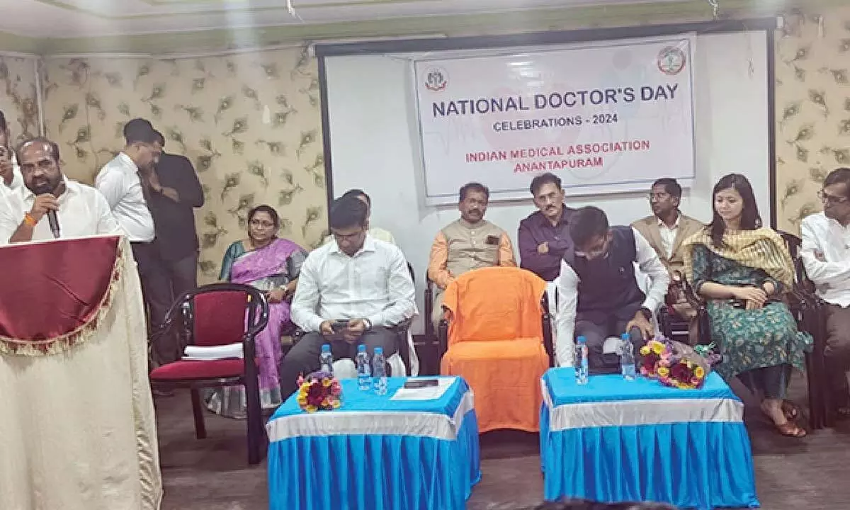 Health Minister takes part in Doctors’ Day celebrations
