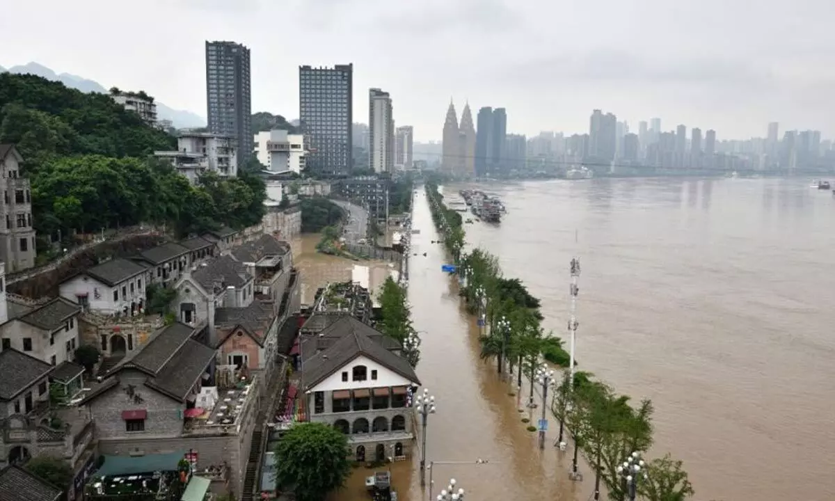 Yangtze River Flood Alert: China Braces for Rising Water Levels