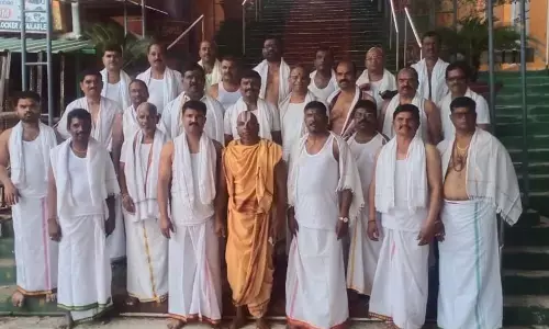 Top leaders of Telangana Electricity Employees 1104 Union visited Bhadrachala Sitaramchandra Swamy