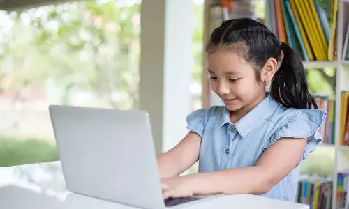 Homeschooling courses integrating knowledge academically