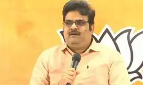 Dinakar flays Rahul for ‘petty politics’ on Agniveers