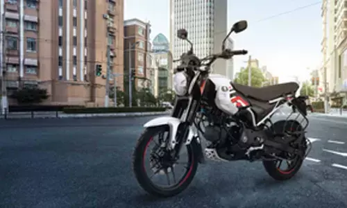 Bajaj Auto launches worlds first CNG-powered motorcycle Freedom 125 Bajaj Auto launches worlds first CNG-powered motorcycle Freedom 125