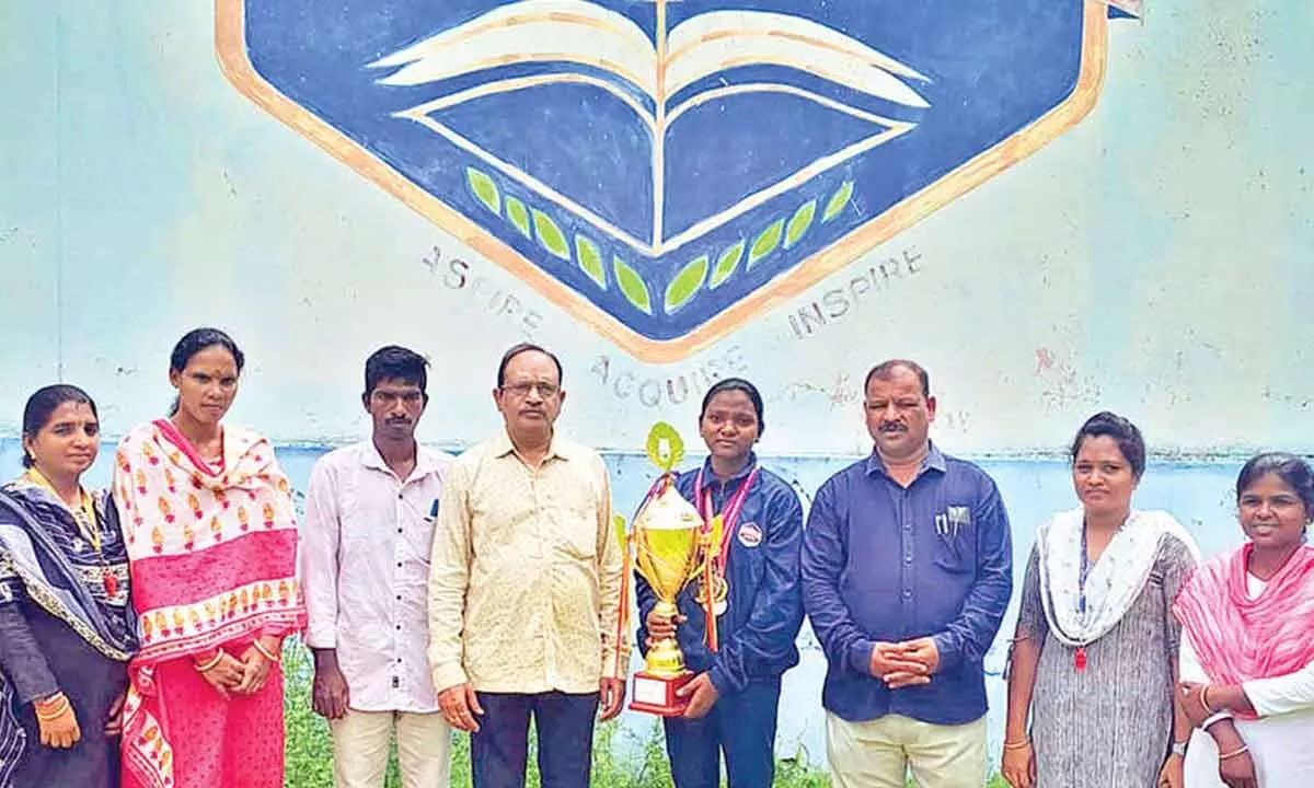 Tribal girl brings laurels in Athletics